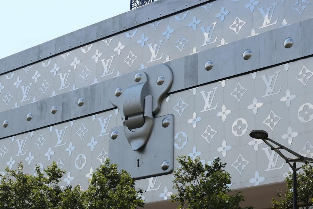 Louis Vuitton - Expert Review & Guide